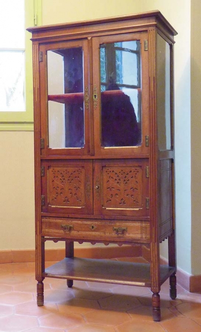 Une vitrine début XXe siècle