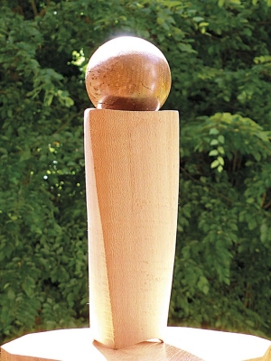 Support torsadé, conique