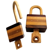 Cadenas en bois